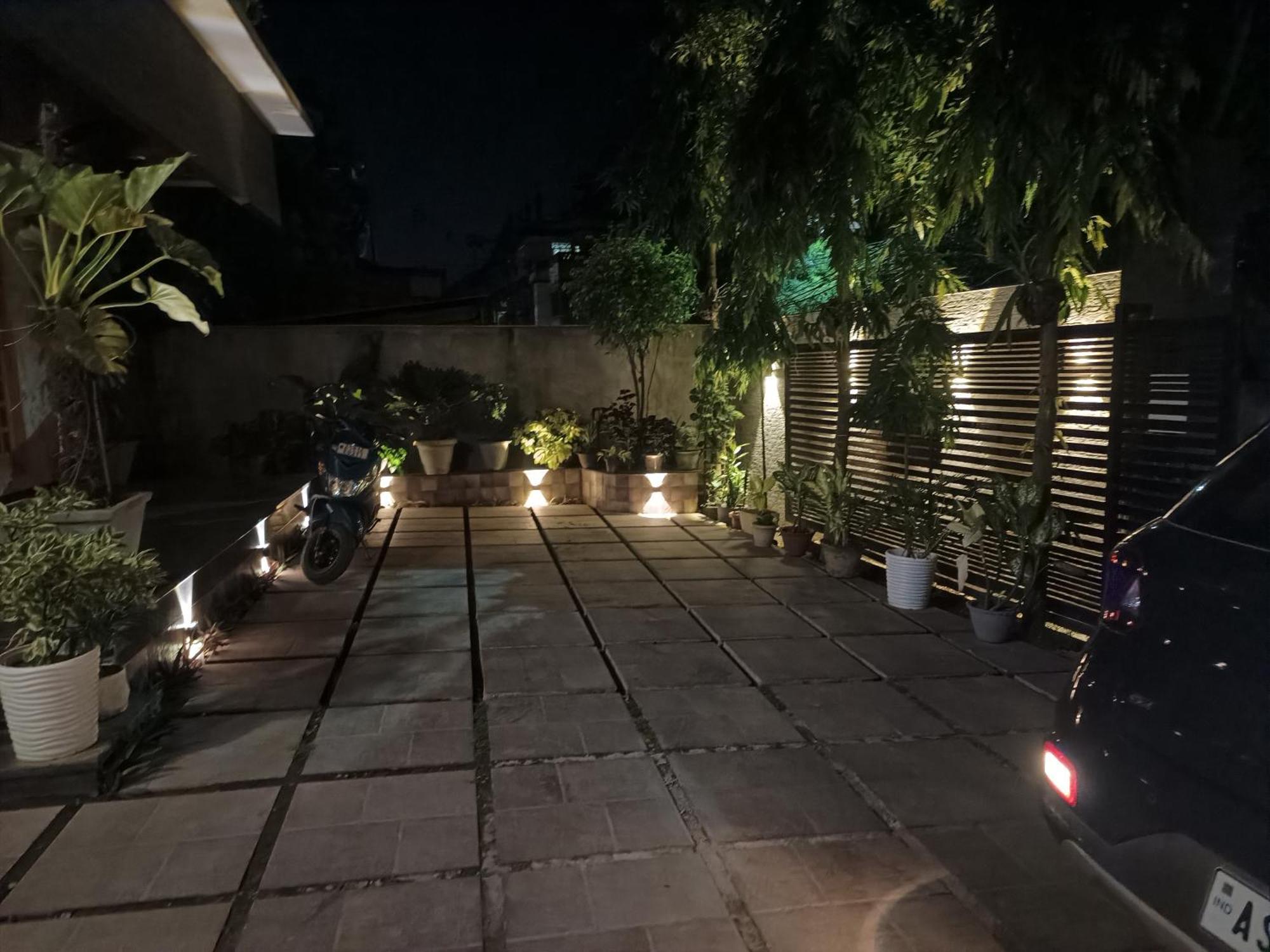 Riverside Palm Deluxe Double With Ac In A House Near Kamakhya And Ihr * Guwahati