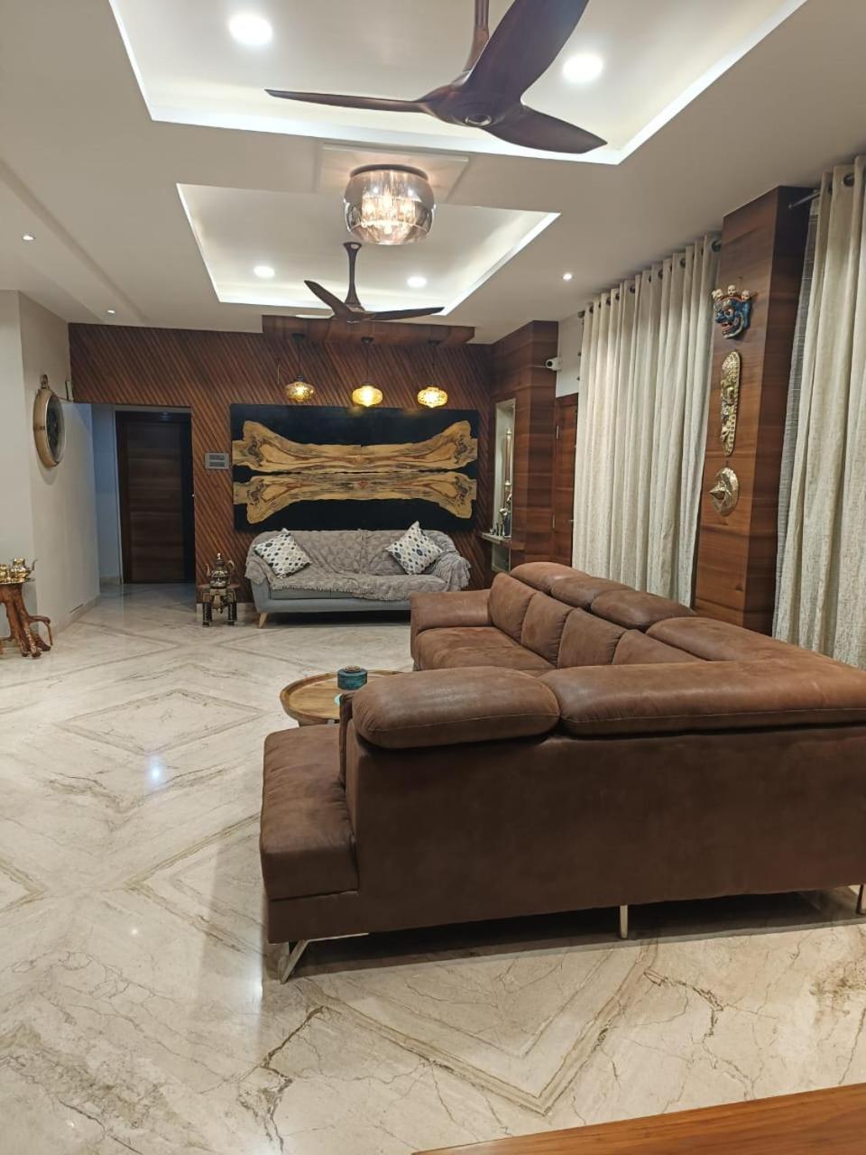 Riverside Palm Deluxe Double With Ac In A House Near Kamakhya And Ihr