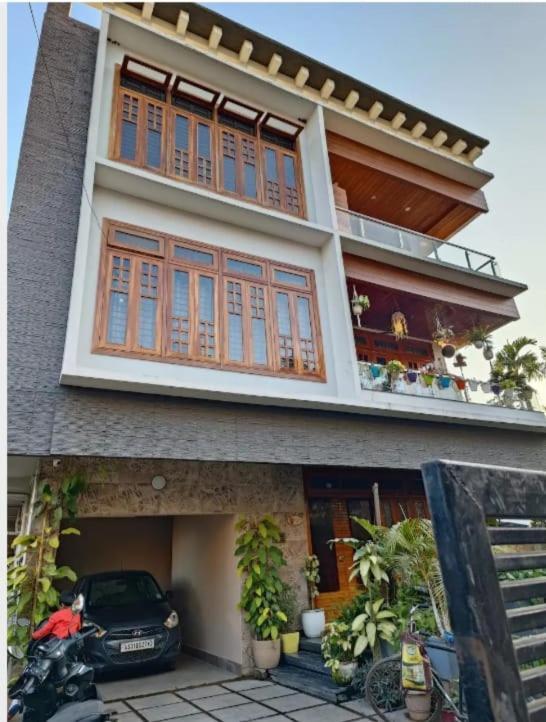Riverside Palm Deluxe Double With Ac In A House Near Kamakhya And Ihr Guwahati